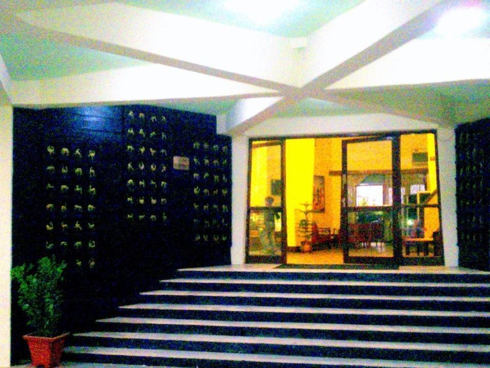 Hotel Bharatpur Ashok 外观 照片