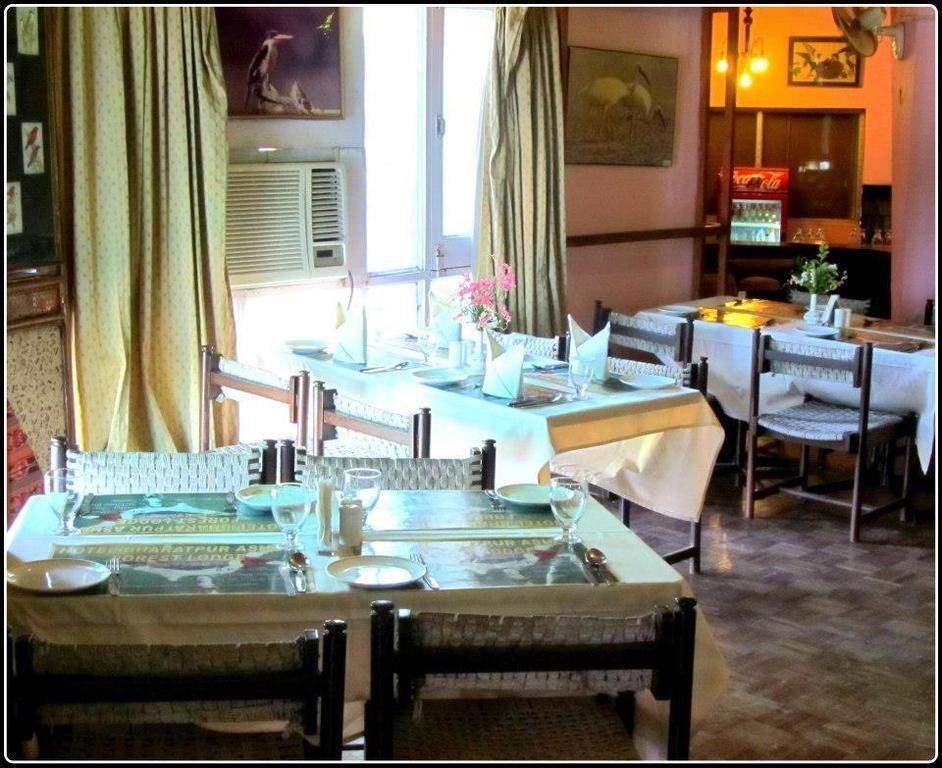 Hotel Bharatpur Ashok 外观 照片